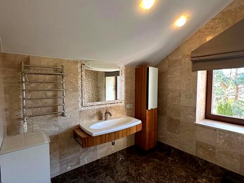 будинок за адресою смт. Козин, Старокиївська вул.