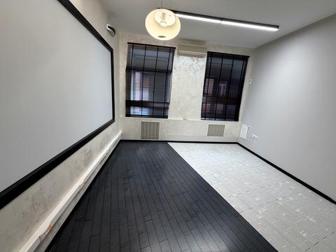 комерційна за адресою Ігорівська вул., 1/8