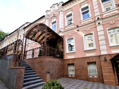 комерційна за адресою Ігорівська вул., 1/8