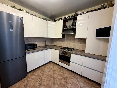 квартира за адресою Алана Шепарда вул. (Суворова), 14