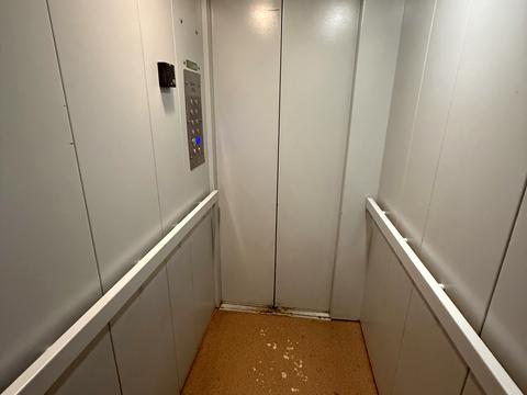 квартира за адресою Алана Шепарда вул. (Суворова), 14