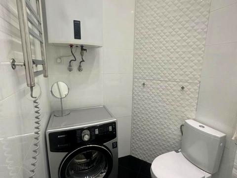 квартира за адресою Велика Васильківська вул. (Червоноармійська), 58