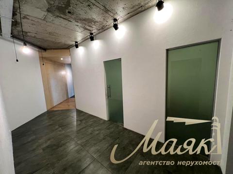 комерційна за адресою Велика Васильківська вул. (Червоноармійська), 72