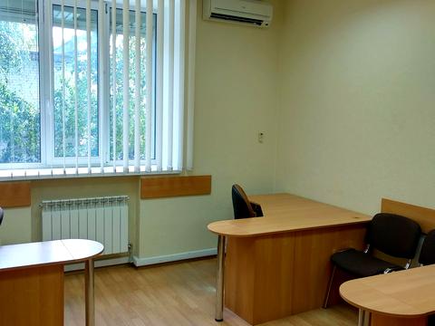 комерційна за адресою Митрополита Андрея Шептицького вул. (Анатолія Луначарського), 12