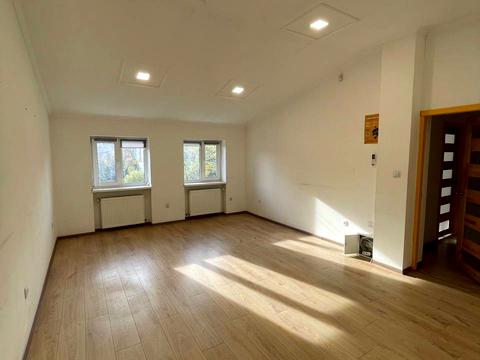 коммерческая по адресу Антоновича ул. (Сталинградской битвы), 74