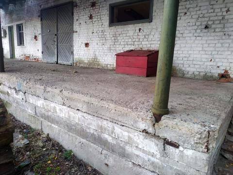 комерційна за адресою Степана Бандери вул. (Попова), 14