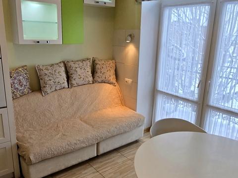 квартира за адресою Мирона Тарнавського вул. (Кутузова), 87