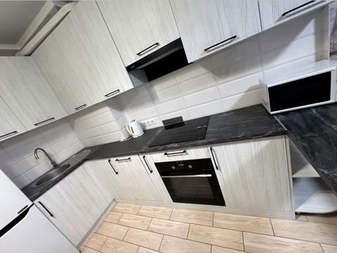 квартира за адресою с. Лиманка, Полковника Гуляєва просп. (Маршала Жукова), 111