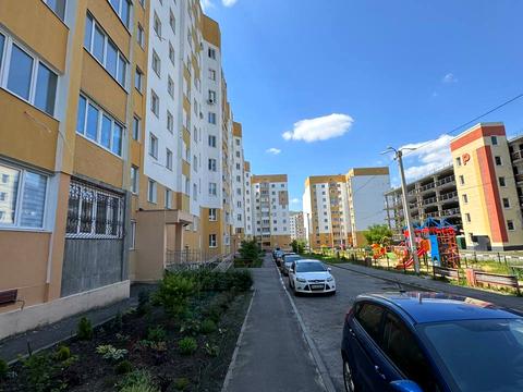 квартира за адресою Льва Ландау просп. (50-річчя СРСР), 52-А