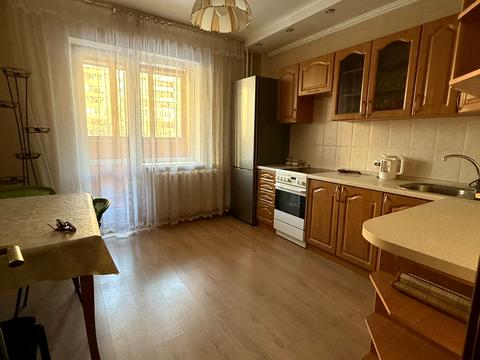 квартира за адресою Вишняківська вул., 19/19