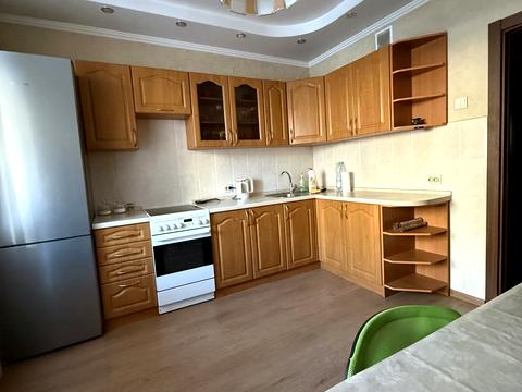 квартира за адресою Вишняківська вул., 19/19