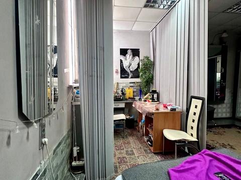 комерційна за адресою Кам'янська вул., 30