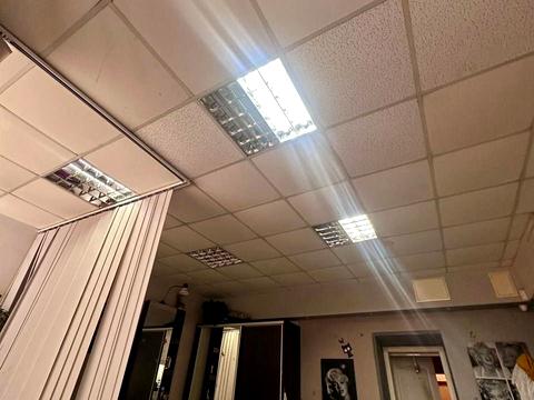 комерційна за адресою Кам'янська вул., 30