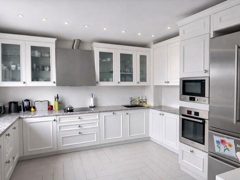 квартира по адресу Петра Григоренко просп., 23