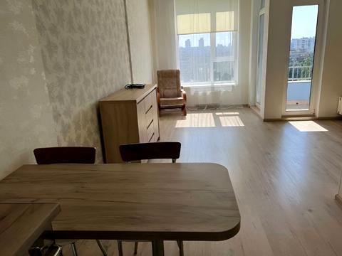 квартира за адресою Соборності просп. (Возз'єднання), 17 к2