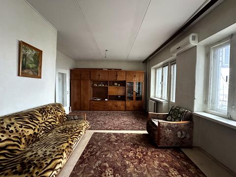 квартира за адресою Михайла Грушевського вул. (Карла Лібкнехта), 1