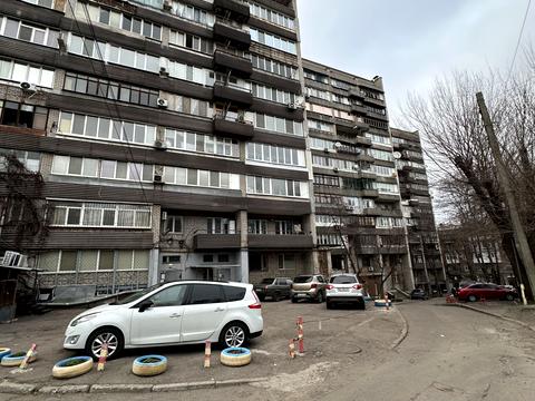 квартира за адресою Михайла Грушевського вул. (Карла Лібкнехта), 1