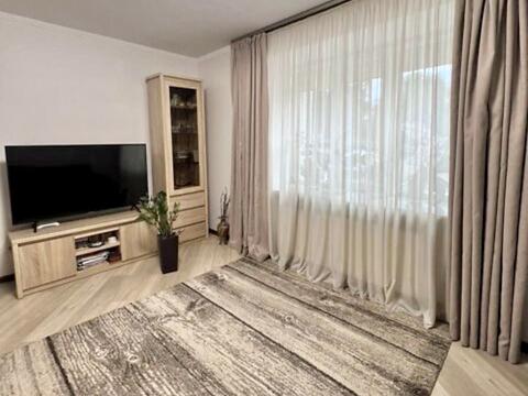 квартира за адресою Коновальця вул., 15