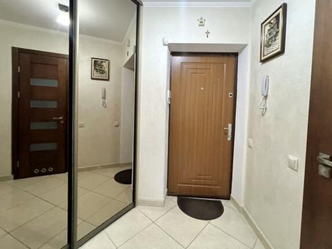 квартира за адресою Коновальця вул., 15