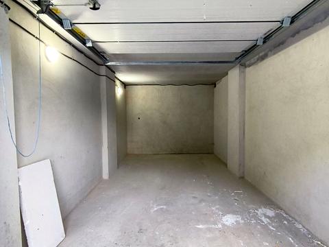 паркомісце за адресою Івано-Франківськ, Юліана Пелеша вул., 3