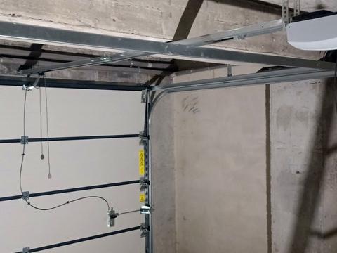 паркомісце за адресою Олександра Довженка вул., 63