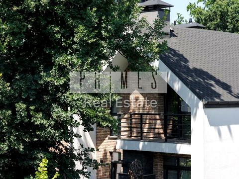 дом по адресу Евгения Коновальца ул.