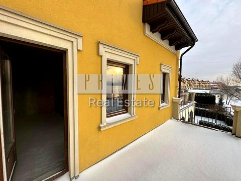 будинок за адресою Богатирська вул.