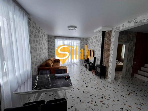 дом по адресу Орхідейна