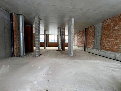 комерційна за адресою Комарівська вул., (Будинок 14)