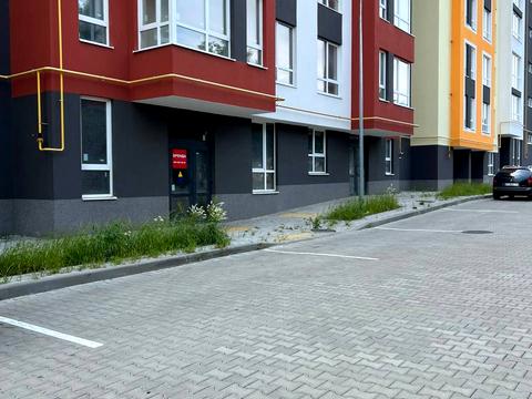 комерційна за адресою Комарівська вул., (Будинок 14)