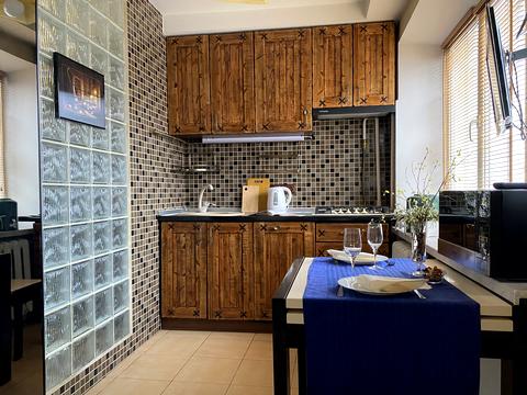 квартира за адресою Велика Васильківська вул. (Червоноармійська), 85-87