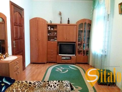 будинок за адресою Андрія Мельника вул. (), 22б