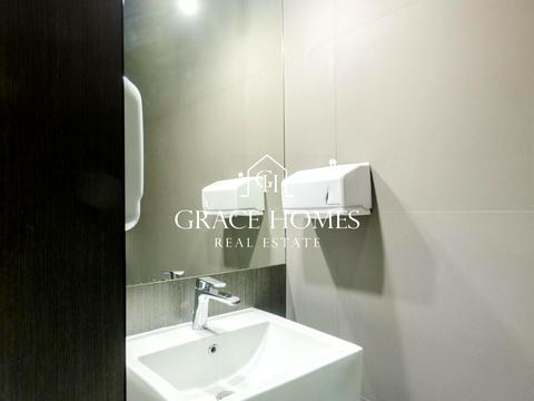 комерційна за адресою Джона Маккейна вул. (Івана Кудрі), 26