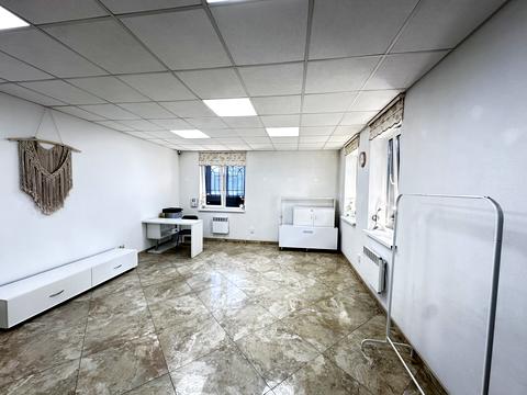 комерційна за адресою Єрощенка вул., 12-В