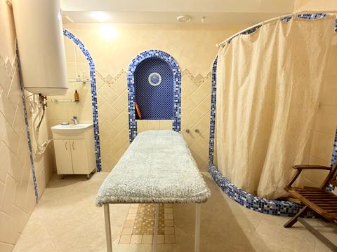 комерційна за адресою Оноре де Бальзака вул., 4