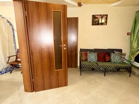 комерційна за адресою Оноре де Бальзака вул., 4