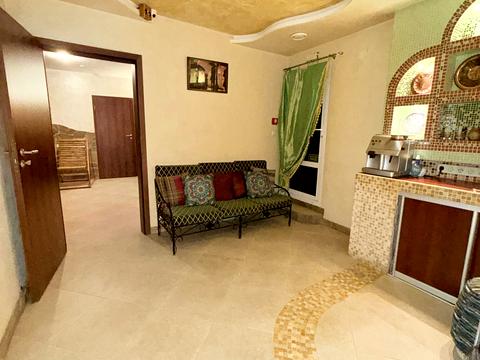 комерційна за адресою Оноре де Бальзака вул., 4