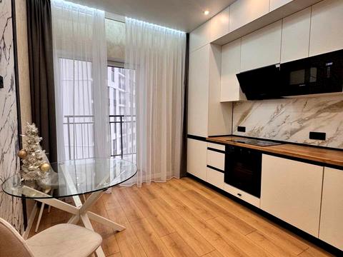 квартира за адресою Краснова вул., 1-Б