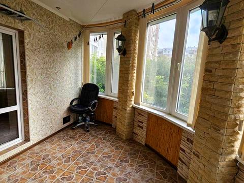 квартира за адресою Тополина вул., 14