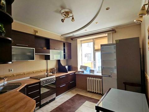 квартира за адресою Тополина вул., 14