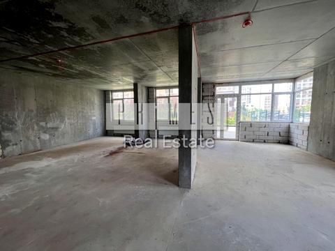 комерційна за адресою Межова вул., 8