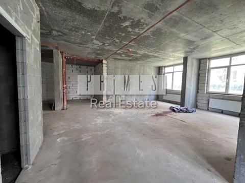 комерційна за адресою Межова вул., 8