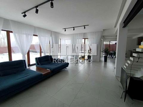 дом по адресу Броварська ул.