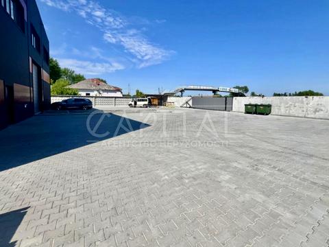 комерційна за адресою Житомирська вул., 2