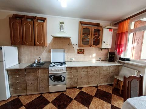 квартира за адресою Білогірська вул., 18-А