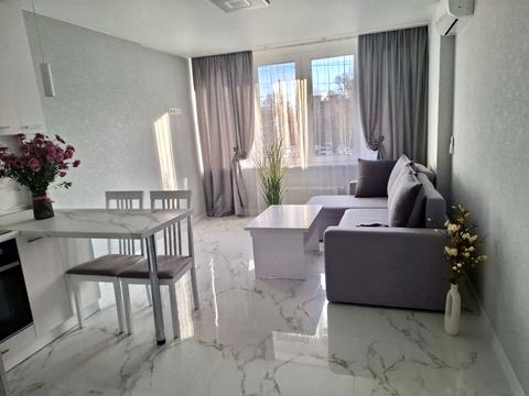 квартира за адресою Михайла Максимовича вул. (Онуфрія Трутенка), (Будинок 1)