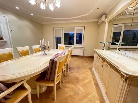 будинок за адресою с. Петриків, Стуса