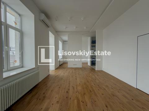 квартира за адресою Музейний пров., 8-Б