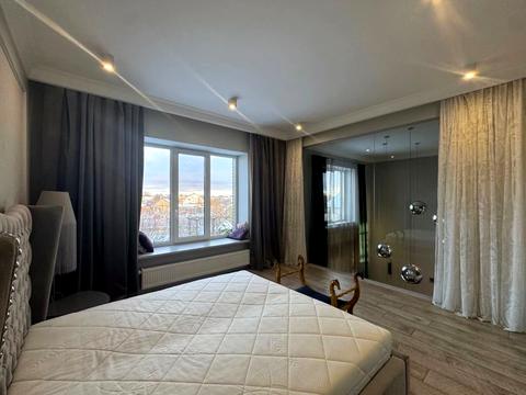 будинок за адресою Підгородне, Шкільна