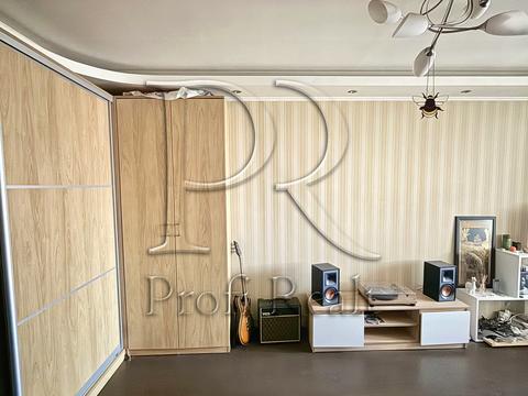 квартира за адресою Олександра Бринжали вул. (Тешебаєва), 60